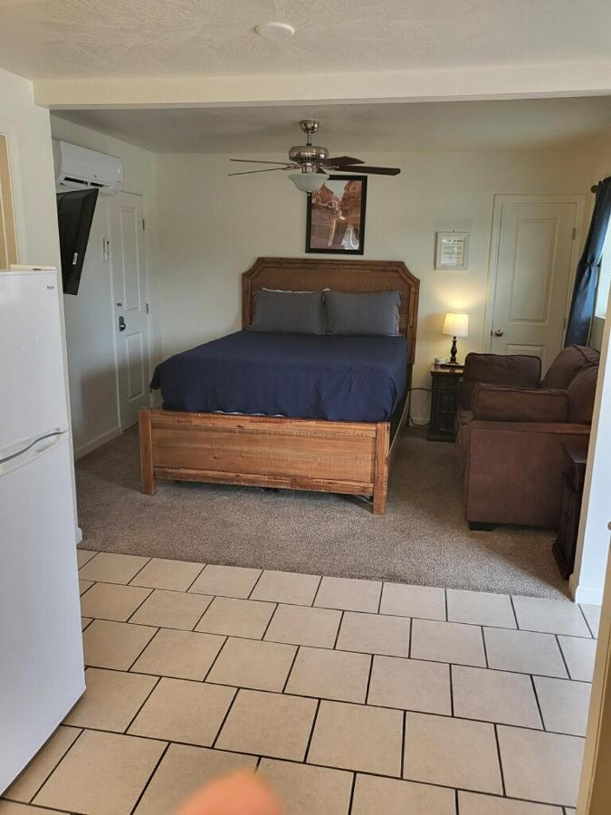 Tail Wind Life Llc Appartement Page Buitenkant foto