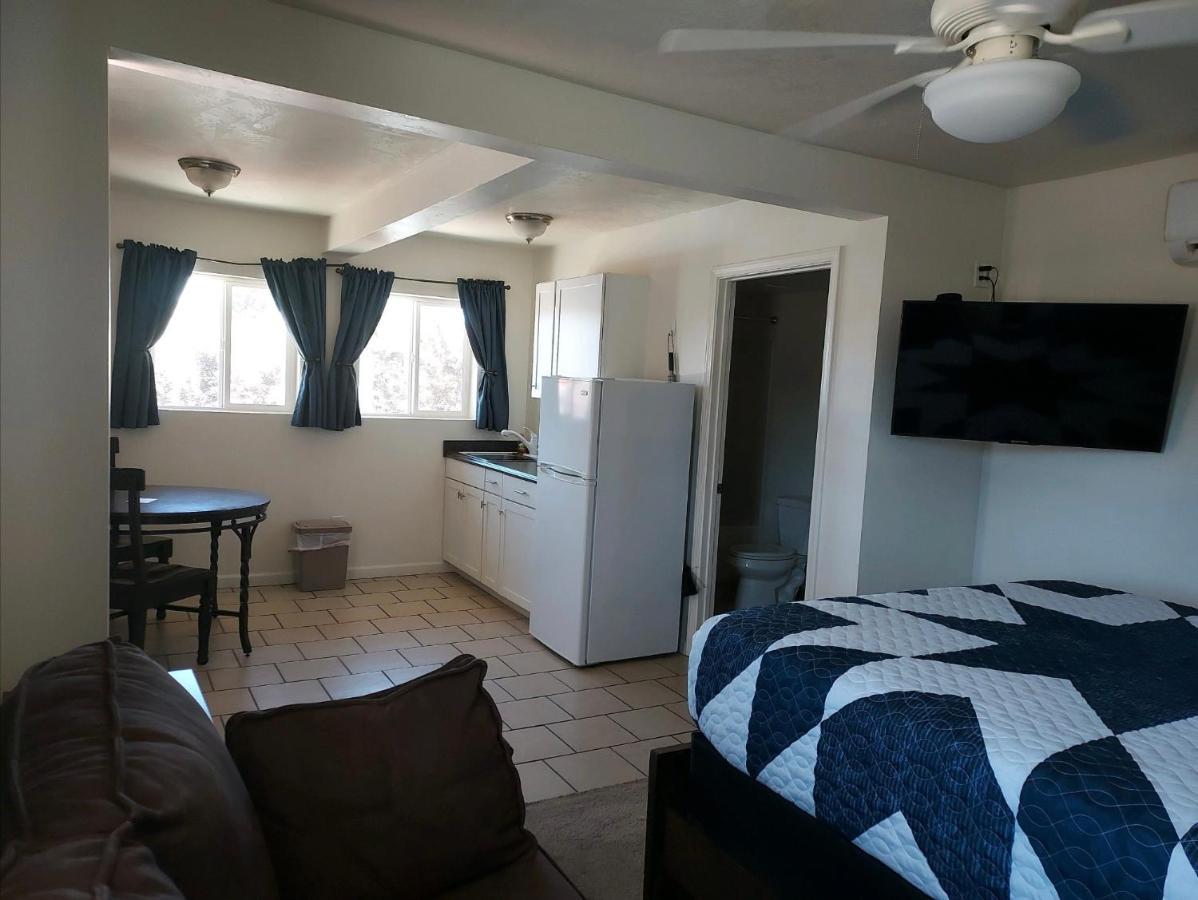 Tail Wind Life Llc Appartement Page Buitenkant foto
