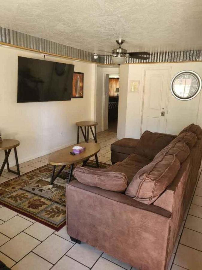 Tail Wind Life Llc Appartement Page Buitenkant foto